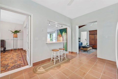 Купить виллу или дом в Майами, Флорида 4 спальни, 179.49м2, № 1985836 - фото 24