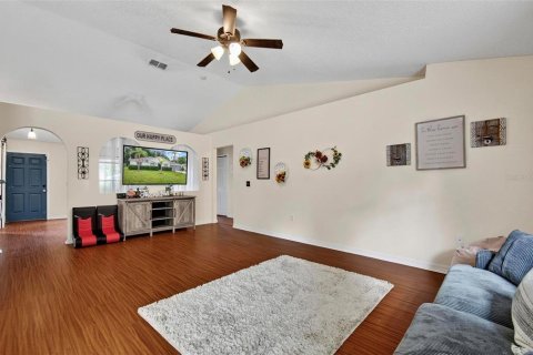 Casa en venta en Palm Coast, Florida, 3 dormitorios, 150.97 m2 № 2107705 - foto 9