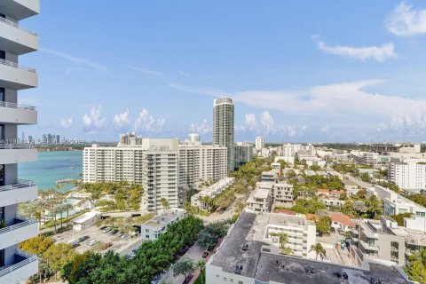 Copropriété à vendre à Miami Beach, Floride: 2 chambres, 100.71 m2 № 2154817 - photo 16