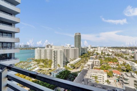 Copropriété à vendre à Miami Beach, Floride: 2 chambres, 100.71 m2 № 2154817 - photo 6