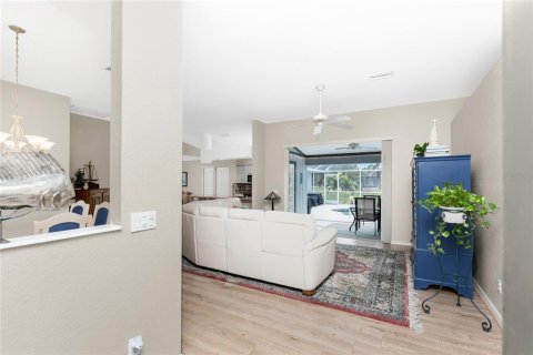 House in Rotonda, Florida 3 bedrooms, 177.81 sq.m. № 1560687 - photo 10