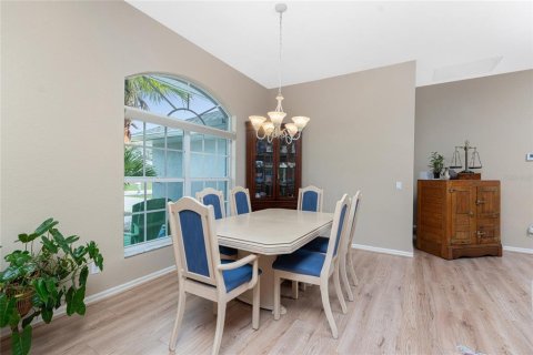 House in Rotonda, Florida 3 bedrooms, 177.81 sq.m. № 1560687 - photo 5