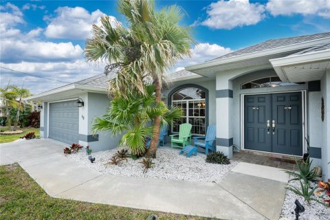 House in Rotonda, Florida 3 bedrooms, 177.81 sq.m. № 1560687 - photo 3