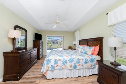 House in Rotonda, Florida 3 bedrooms, 177.81 sq.m. № 1560687 - photo 21