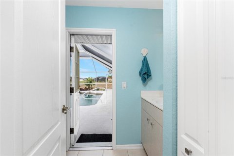 House in Rotonda, Florida 3 bedrooms, 177.81 sq.m. № 1560687 - photo 29