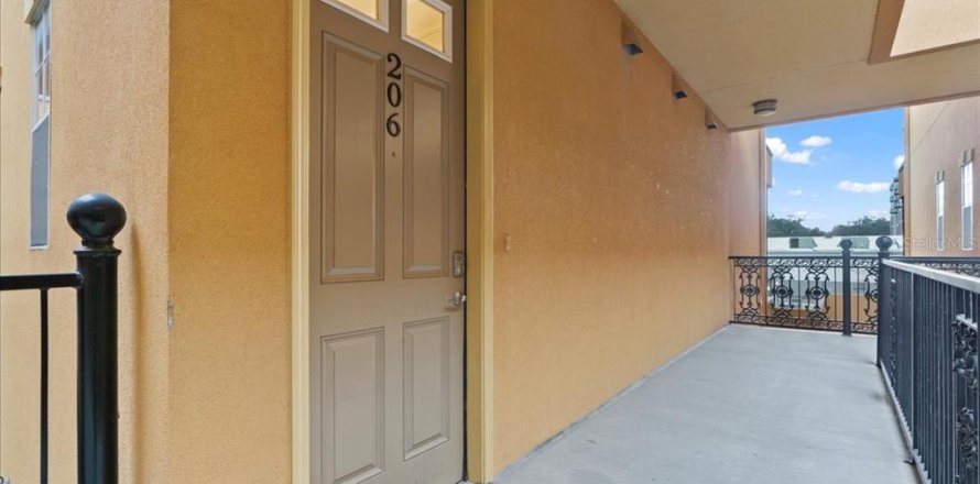 Condo in Gainesville, Florida, 2 bedrooms  № 1870755