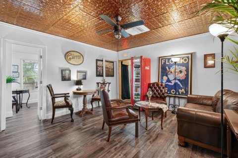 Propiedad comercial en venta en Palatka, Florida, 93.18 m2 № 2224344 - foto 8