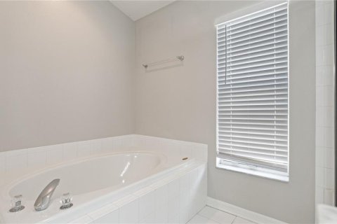 Villa ou maison à vendre à Brandon, Floride: 3 chambres, 172.43 m2 № 1680305 - photo 25