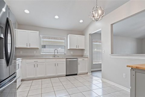Villa ou maison à vendre à Brandon, Floride: 3 chambres, 172.43 m2 № 1680305 - photo 12