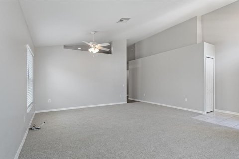 Villa ou maison à vendre à Brandon, Floride: 3 chambres, 172.43 m2 № 1680305 - photo 9