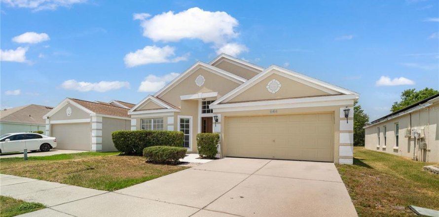 Villa ou maison à Brandon, Floride 3 chambres, 172.43 m2 № 1680305