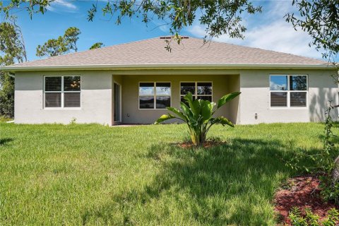House in Punta Gorda, Florida 4 bedrooms, 217.3 sq.m. № 1907249 - photo 5