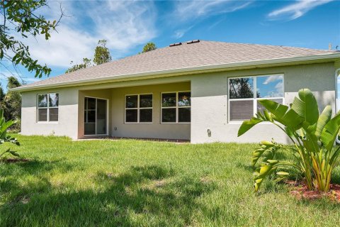 House in Punta Gorda, Florida 4 bedrooms, 217.3 sq.m. № 1907249 - photo 6