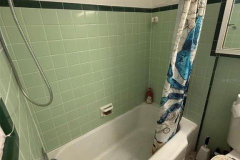 Commercial property in Saint Pete Beach, Florida 2 bedrooms, 107.4 sq.m. № 2205436 - photo 8