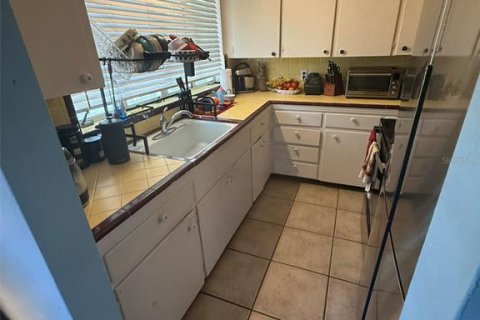 Commercial property in Saint Pete Beach, Florida 2 bedrooms, 107.4 sq.m. № 2205436 - photo 2