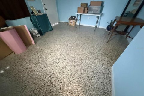 Commercial property in Saint Pete Beach, Florida 2 bedrooms, 107.4 sq.m. № 2205436 - photo 12