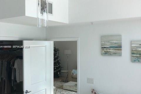 Copropriété à louer à Hallandale Beach, Floride: 1 chambre, 76.27 m2 № 2052588 - photo 11