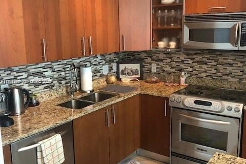 Copropriété à louer à Hallandale Beach, Floride: 1 chambre, 76.27 m2 № 2052588 - photo 5