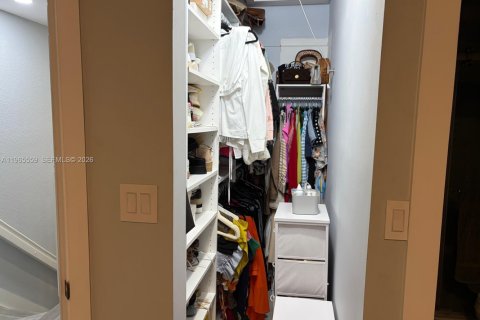 Купить таунхаус в Майами, Флорида 3 спальни, 106.84м2, № 2027766 - фото 16