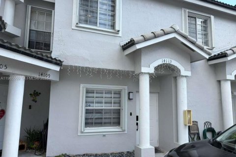 Таунхаус в Майами, Флорида 3 спальни, 106.84м2 № 2027766