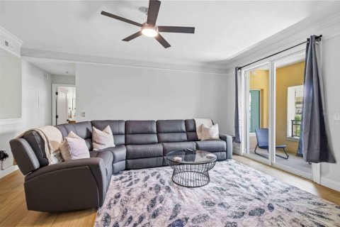 Copropriété à vendre à Sarasota, Floride: 2 chambres, 107.77 m2 № 2308747 - photo 13