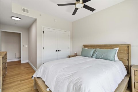 Copropriété à vendre à Sarasota, Floride: 2 chambres, 107.77 m2 № 2308747 - photo 23