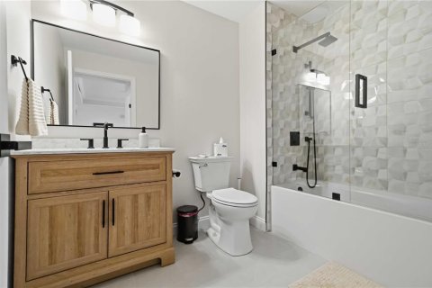 Copropriété à vendre à Sarasota, Floride: 2 chambres, 107.77 m2 № 2308747 - photo 24