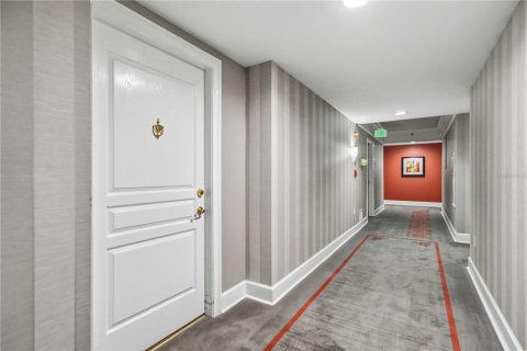 Copropriété à vendre à Sarasota, Floride: 2 chambres, 107.77 m2 № 2308747 - photo 3