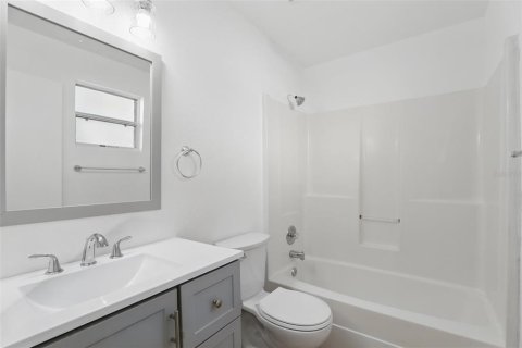Снять в аренду квартиру в Орландо, Флорида 3 спальни, 204.38м2, № 2114128 - фото 22