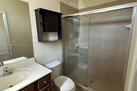 Adosado en alquiler en Hialeah, Florida, 3 dormitorios, 143.53 m2 № 1954138 - foto 11