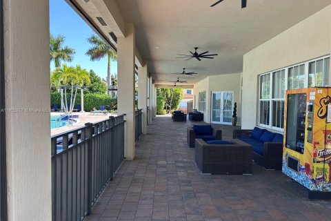 Adosado en alquiler en Hialeah, Florida, 3 dormitorios, 143.53 m2 № 1954138 - foto 21