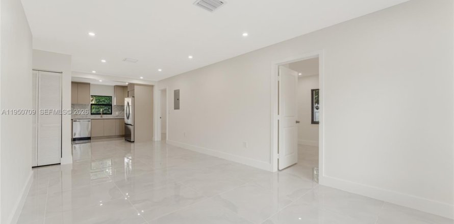 Villa ou maison à Miami, Floride 3 chambres, 115.57 m2 № 2006992