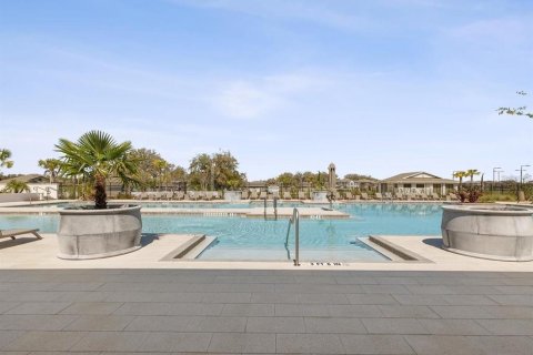 House in Zephyrhills, Florida 4 bedrooms, 180.14 sq.m. № 1854497 - photo 21