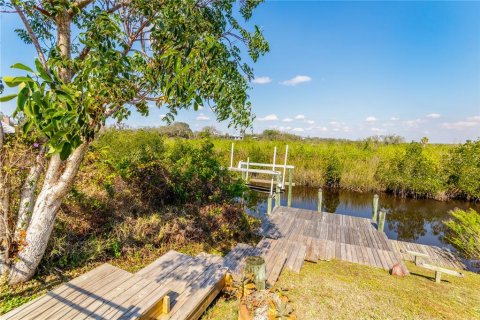 Casa en venta en Punta Gorda, Florida, 4 dormitorios, 432.18 m2 № 1565185 - foto 21