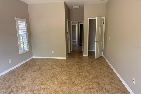 House in New Port Richey, Florida 3 bedrooms, 188.31 sq.m. № 2396200 - photo 19