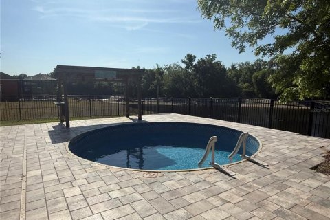 House in New Port Richey, Florida 3 bedrooms, 188.31 sq.m. № 2396200 - photo 20