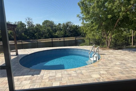 House in New Port Richey, Florida 3 bedrooms, 188.31 sq.m. № 2396200 - photo 21