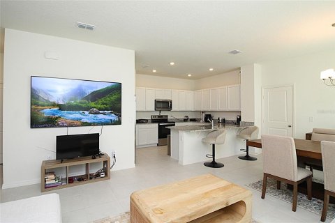 Villa ou maison à vendre à Groveland, Floride: 4 chambres, 189.43 m2 № 2407021 - photo 4