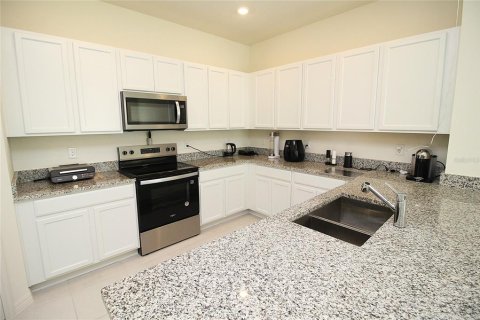 Villa ou maison à vendre à Groveland, Floride: 4 chambres, 189.43 m2 № 2407021 - photo 6