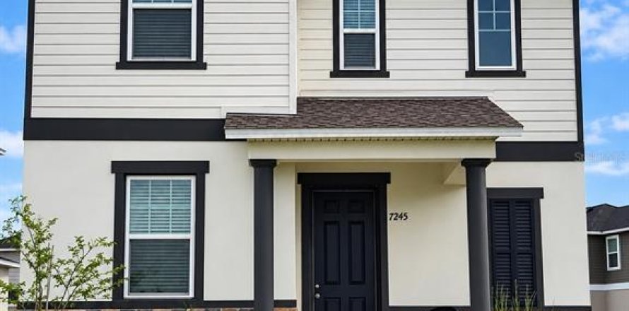 Villa ou maison à Groveland, Floride 4 chambres, 189.43 m2 № 2407021
