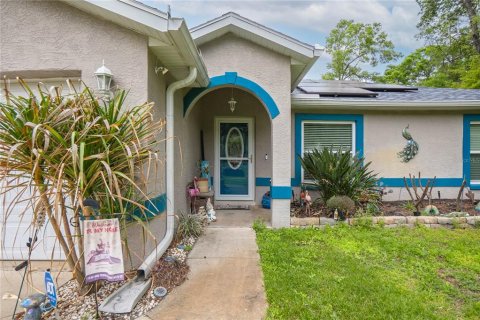 House in Inverness, Florida 3 bedrooms, 129.69 sq.m. № 1618434 - photo 4