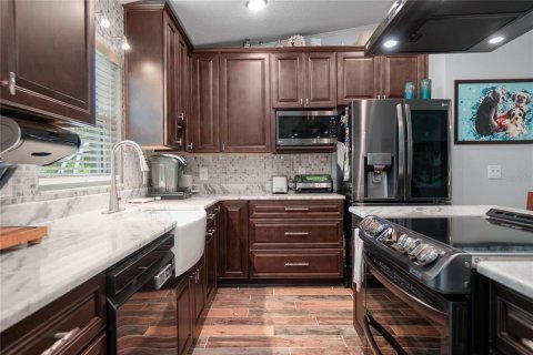 House in Inverness, Florida 3 bedrooms, 129.69 sq.m. № 1618434 - photo 11