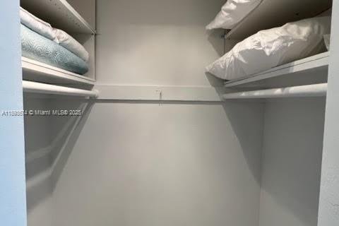 Copropriété à louer à Lauderdale-by-the-Sea, Floride: 31.77 m2 № 1945584 - photo 14