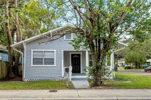 Villa ou maison à vendre à Tampa, Floride: 3 chambres, 91.04 m2 № 2354691 - photo 2