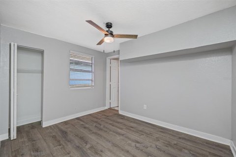 Villa ou maison à vendre à Tampa, Floride: 3 chambres, 91.04 m2 № 2354691 - photo 18