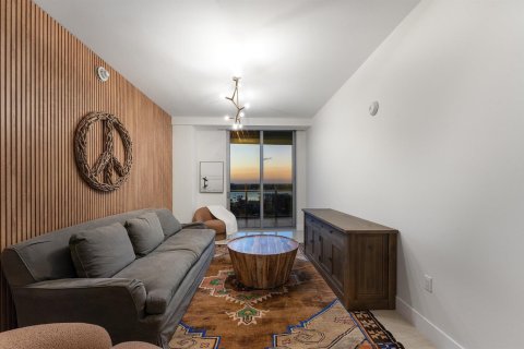 Condo in Riviera Beach, Florida, 2 bedrooms № 2262315 - photo 24