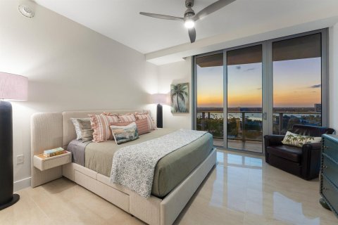 Condo in Riviera Beach, Florida, 2 bedrooms № 2262315 - photo 28