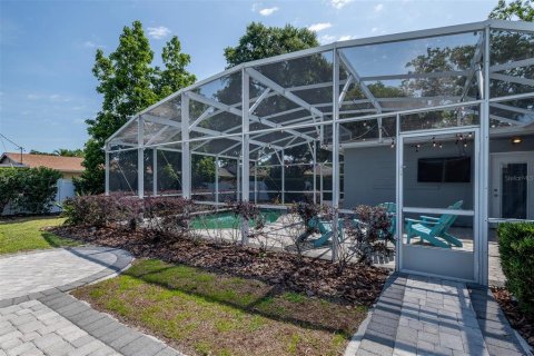 House in Orlando, Florida 3 bedrooms, 210.05 sq.m. № 1785586 - photo 23
