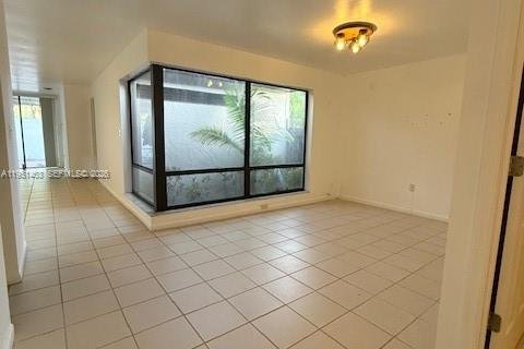 Adosado en venta en Miami, Florida, 2 dormitorios, 134.34 m2 № 2009437 - foto 3
