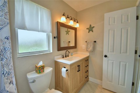 House in Winter Haven, Florida 3 bedrooms, 116.96 sq.m. № 1914213 - photo 23